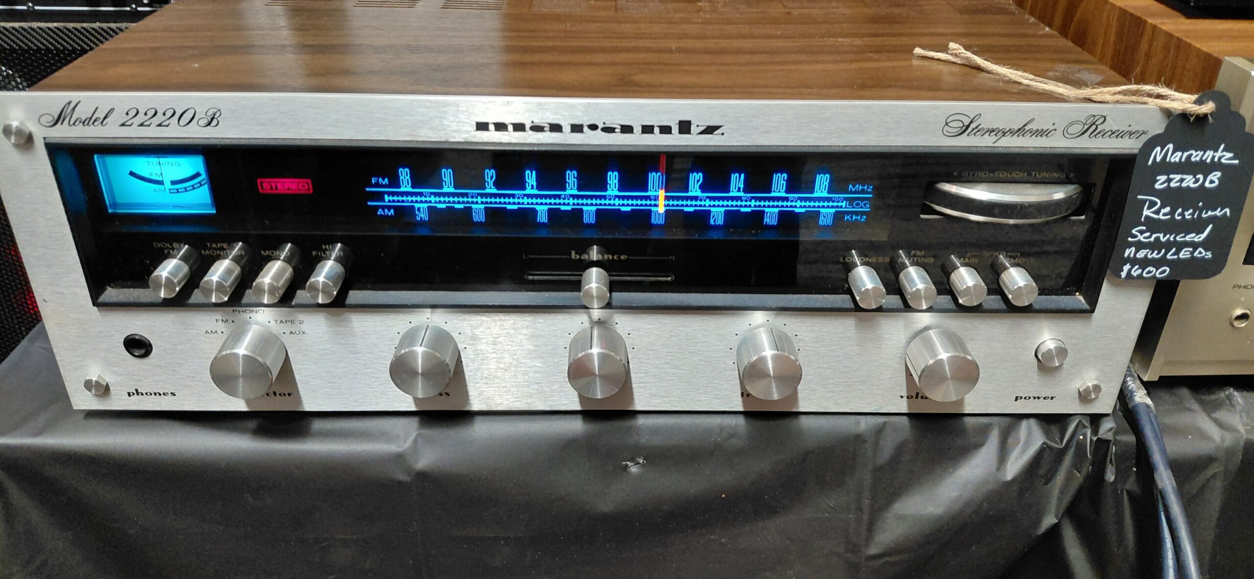 Marantz 2220B vintage stereo receiver repaired by Digital Vintage Classics