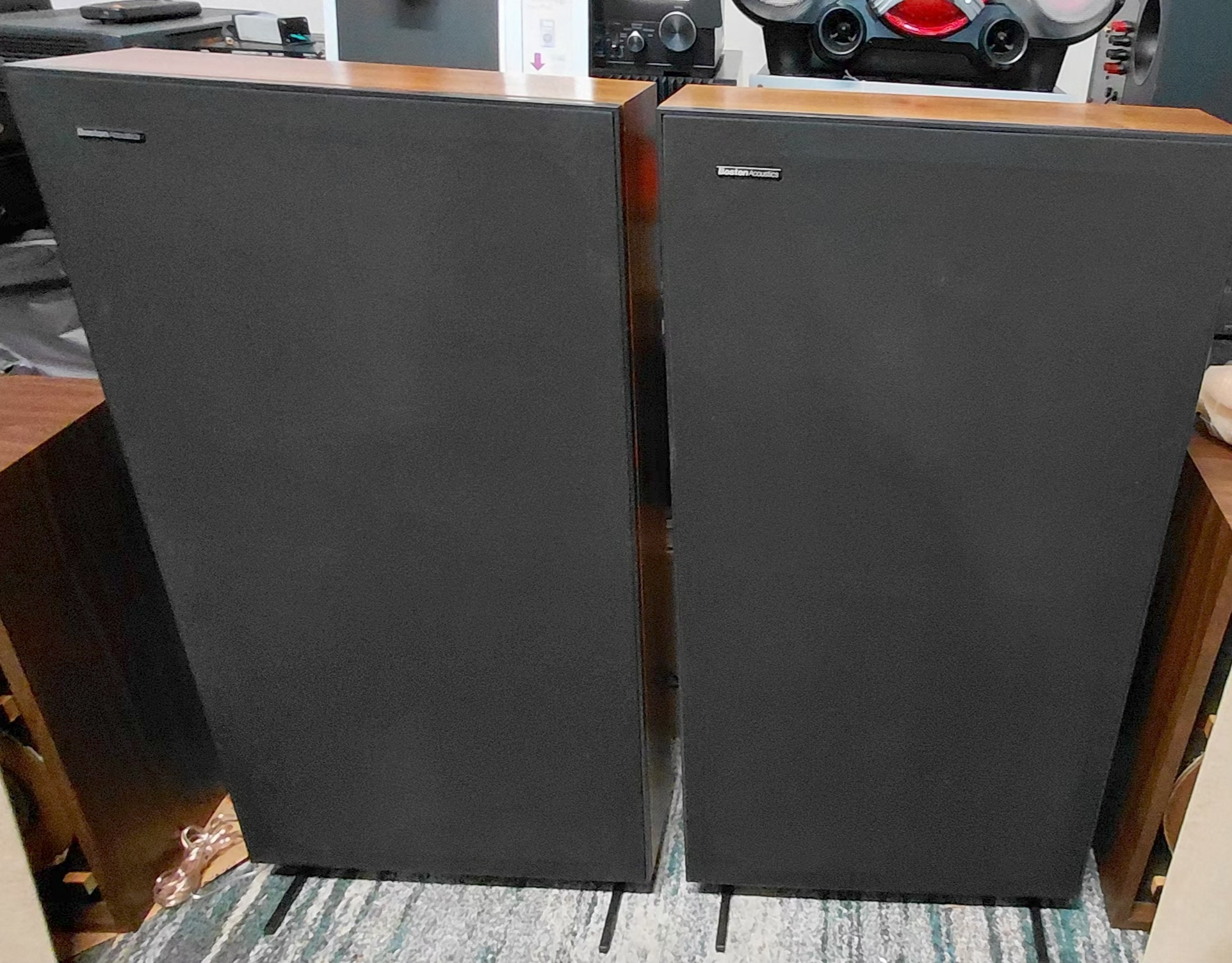 Boston Acoustics A400 vintage floor-standing speakers