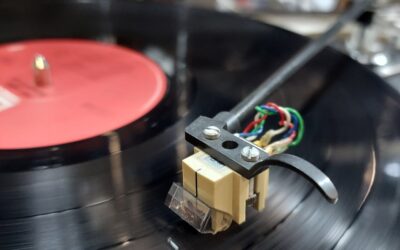What I Check Before I’ll Touch a Vintage Turntable